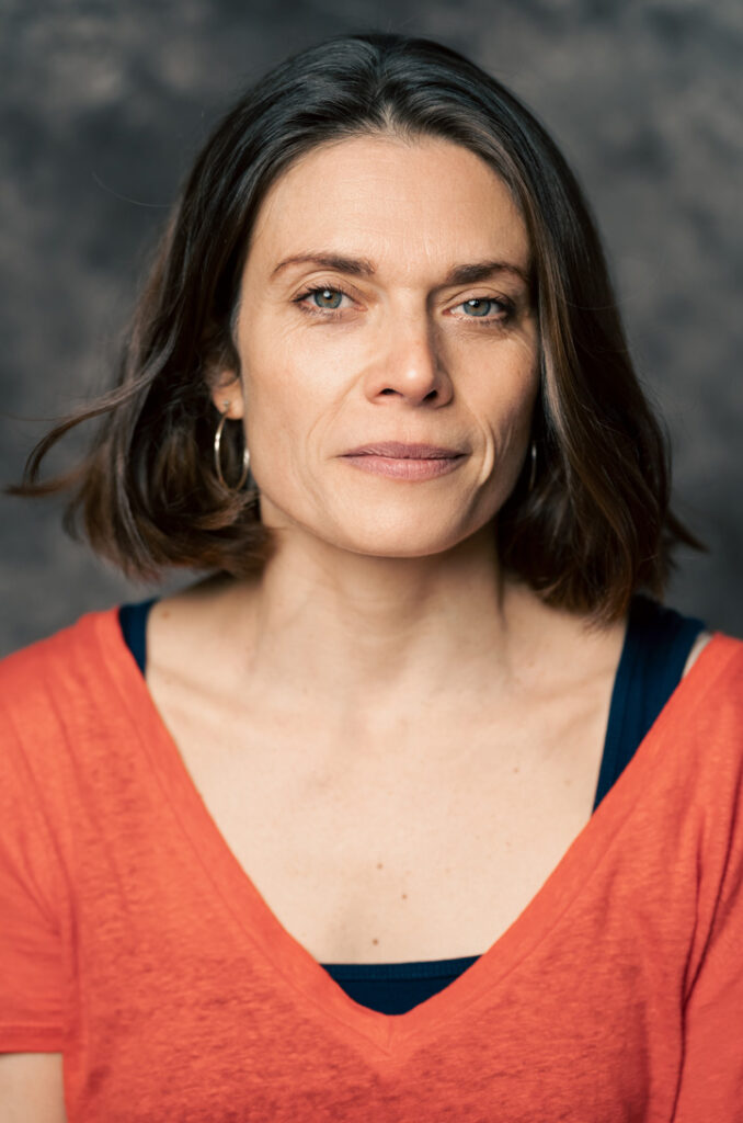 JULIA BISBY