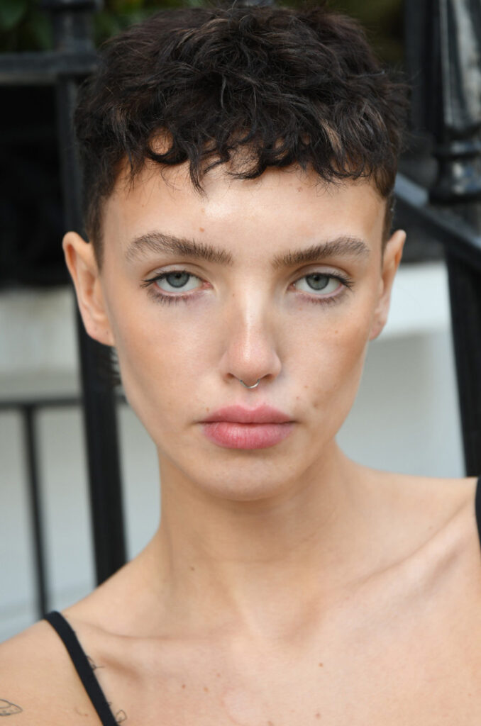 ISLA BOWLES